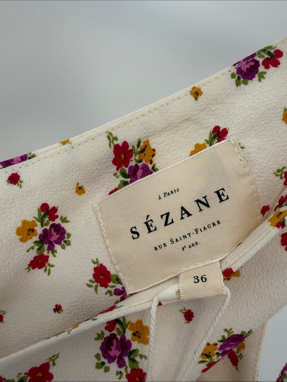 New!! Sézane Floral Tie-Shoulder Camisole in Cream with Pink Bouquet Print - Picture 4 of 6